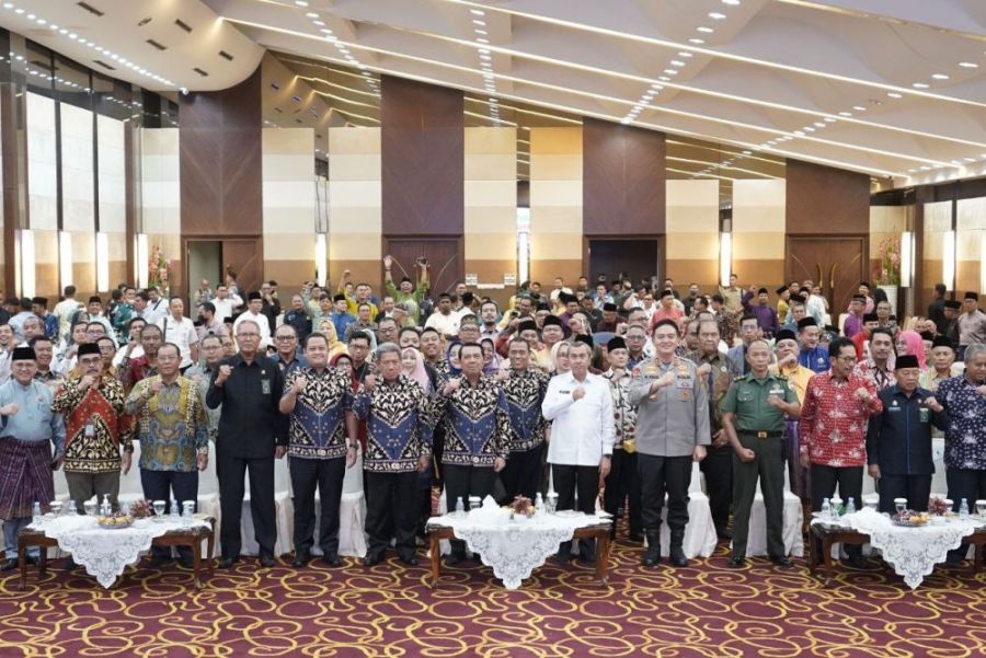 Ketum DPP IKA UII Lantik Pengurus IKA UII DPW Riau Periode 2021- 2026
