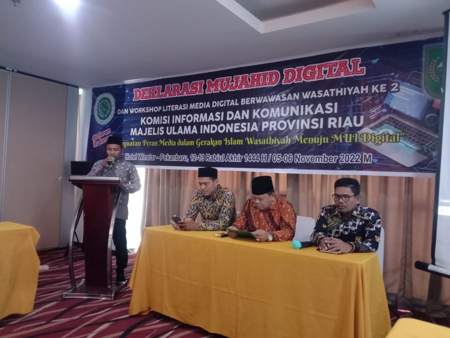 MUI Riau Taja Deklarasi Mujahid Digital dan Workshop Literasi Media Berwawasan Wasathiyah